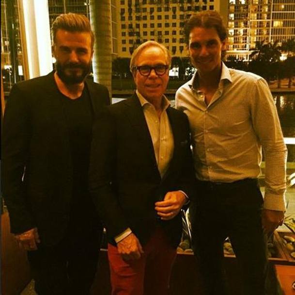 Lo stilista Tommy Hilfiger tra Nadal e Beckham. L&#39;ex calciatore inglese al momento vive a Miami, dove sta lavorando  alla creazione di un nuovo team di calcio e alla costruzione di uno stadio. INSTAGRAM